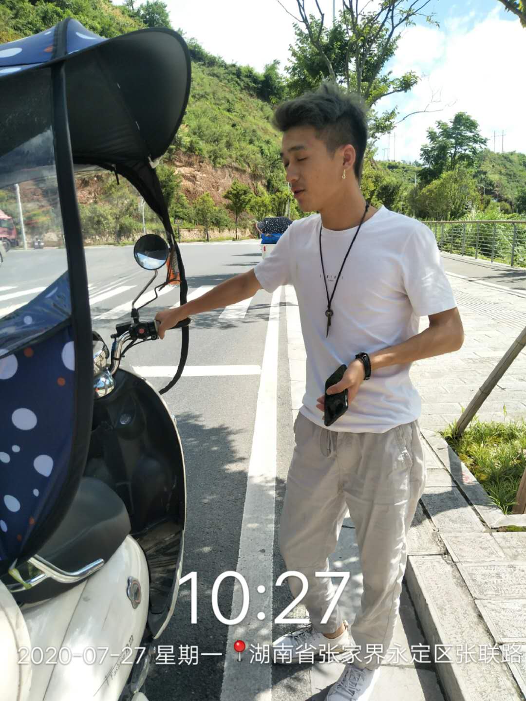 張家界1.jpg 張家界1.jpg